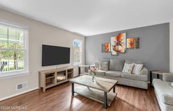 12 Munsee Trail, Branchburg, NJ 08876