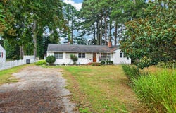10181 PINE AVE, NASSAWADOX, VA 23413