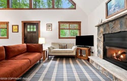 263 Towamensing Trail, Albrightsville, PA 18210