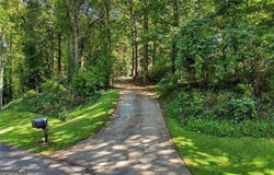 5011 Peach Mountain Circle, Gainesville, GA 30507