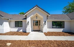 1090 Jordan Lane, Templeton, CA 93465