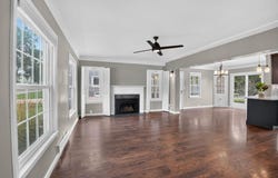 158 Woodstock Road, Waterloo, IA 50701