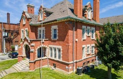 215 E 3Rd Street, Marion, IN 46952-4077
