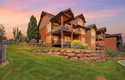 8924 E Courtview Ln, Spokane, WA 99217