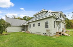 22 Hickory Ridge, Hartford, VT 05001