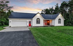 5132 Upper Mountain Road, Lockport, NY 14094