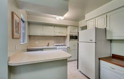 2220 E MURRAY HOLLADAY Rd S, Holladay, UT 84117