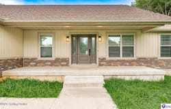 369 Meadowview Drive, Elizabethtown, KY 42701-8814