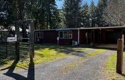 85122 Cedar Dr, Florence, OR 97439