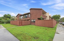 6554 SW 114th Pl, Miami, FL 33173