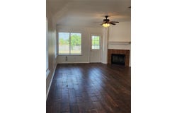 504 Texas Ave, Round Rock, TX 78664