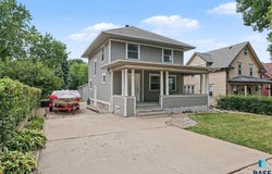 811 W 7th St, Sioux Falls, SD 57104