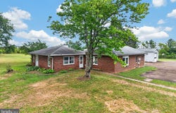 2114 STORE Road, SKIPPACK TWP, PA 19438