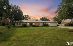 5432 Brookshire Drive, Monroe, MI 48161
