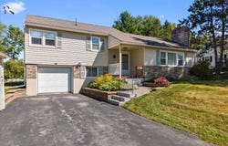 30 Birchwood Boulevard, Brewer, ME 04412