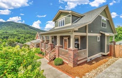 18 Byrdcliffe Lane, Asheville, NC 28805