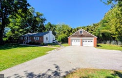 15 LOCKSLEY RD, GLEN MILLS, PA 19342