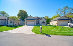 621 Shadow Brooke Lane, Tecumseh, MI 49286