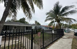 1128 NW 101st St, Miami, FL 33150