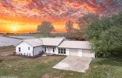 128 Neumeyer Lane, Basile, LA 70515