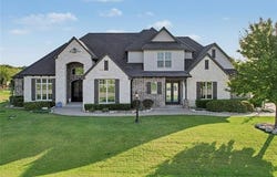 18523 E Persimmon Lane, Owasso, OK 74055