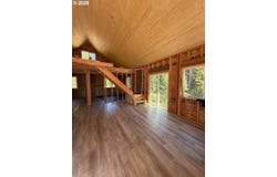 63850 LOST CREEK Ln, Elgin, OR 97827