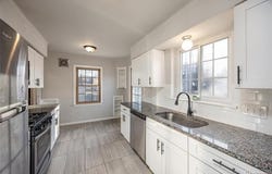 20701 Toles Lane, Grosse Pointe Woods, MI 48236