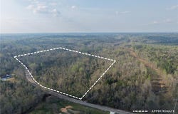 3198 LEE ROAD 246, SMITHS STATION, AL 36877