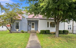 121 E 9th, Paris, KY 40361