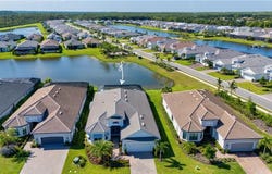 11913 Raggio Dr, FORT MYERS, FL 33913