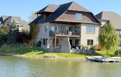 10380 Doubletree Drive S, Crown Point, IN 46307