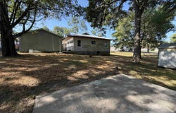 214 E Walnut Street, De Valls Bluff, AR 72041