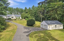 55 Old Common Rd, Auburn, MA 01501