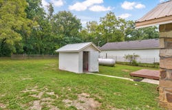 105 S Walnut Street, Crane, MO 65633
