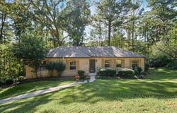 2454 GAWAIN DRIVE, HOOVER, AL 35226