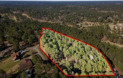 387 Masters Blvd, Brookeland, TX 75931