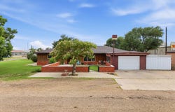 405 S Albright, hooker, OK 73945