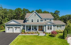 7 Willow Circle, Mashpee, MA 02649