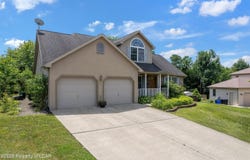 114 Seneca Drive, Old Forge, PA 18518