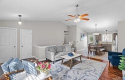 59 E Homefield Point Ct, O'Fallon, MO 63366