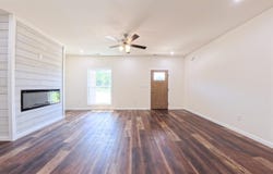 177 Cox Cemetery Rd, Killen, AL 35645