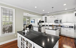 425 Terrapin Pointe Rd., Hodges, SC 29653