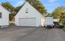 10 Clark Rd, Groveland, MA 01834