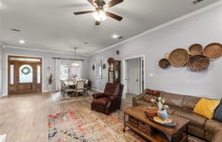 149 Saint Andrews Dr, Mabank, TX 75156