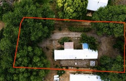 29 Private Dr, Chimayo, NM 87522