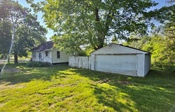 9512 McCrone Road, Augusta Twp, MI 48160