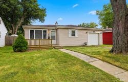 1556 S 4th Avenue, Kankakee, IL 60901