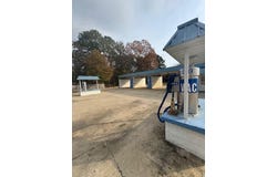 308 Lawndale Dr, Tupelo, MS 38801