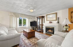 36 Washington Ave, Lynn, MA 01905