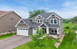 12919 Amiens Circle, Rosemount, MN 55068